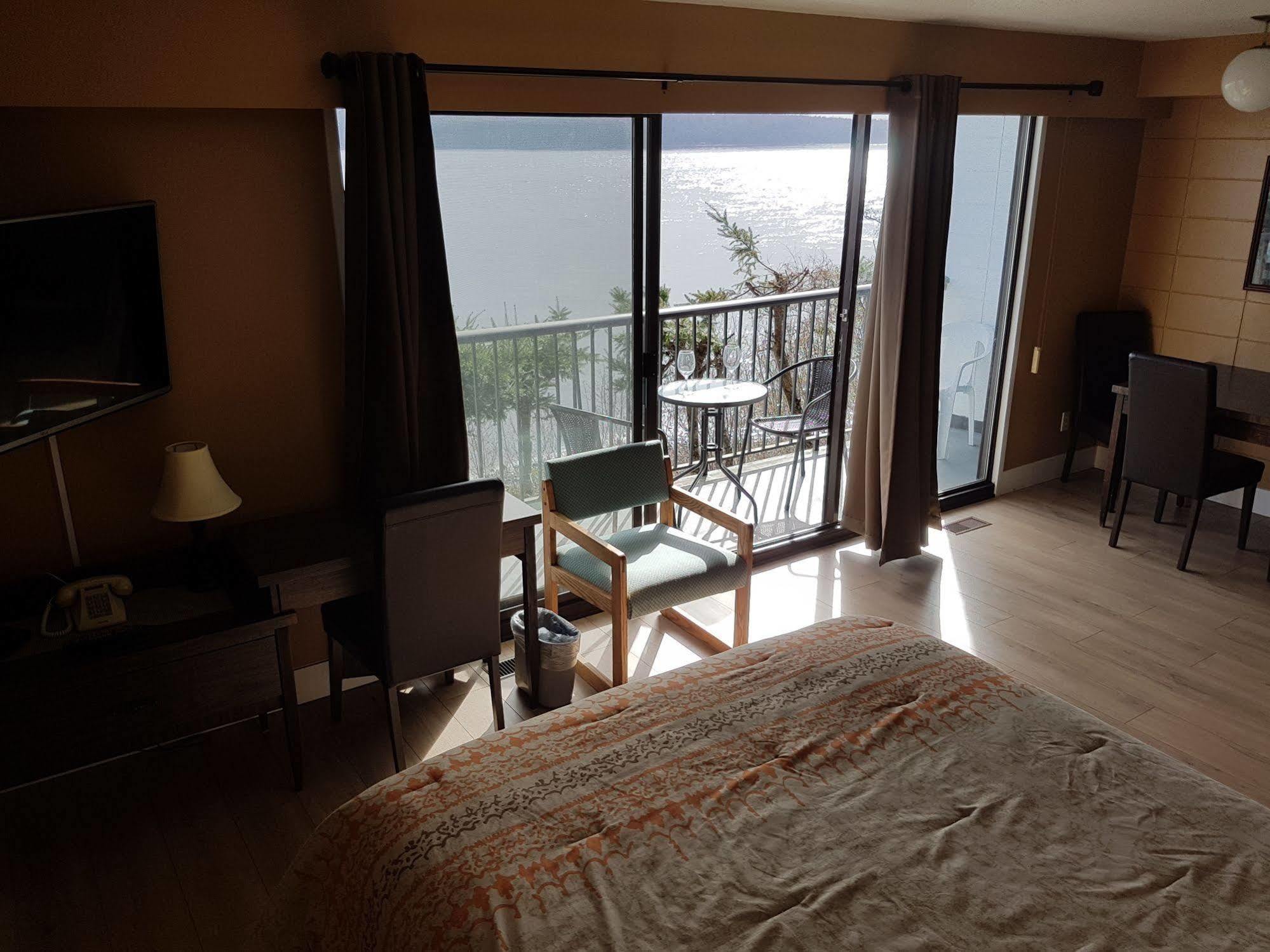 Above Tide Motel Campbell River Zewnętrze zdjęcie